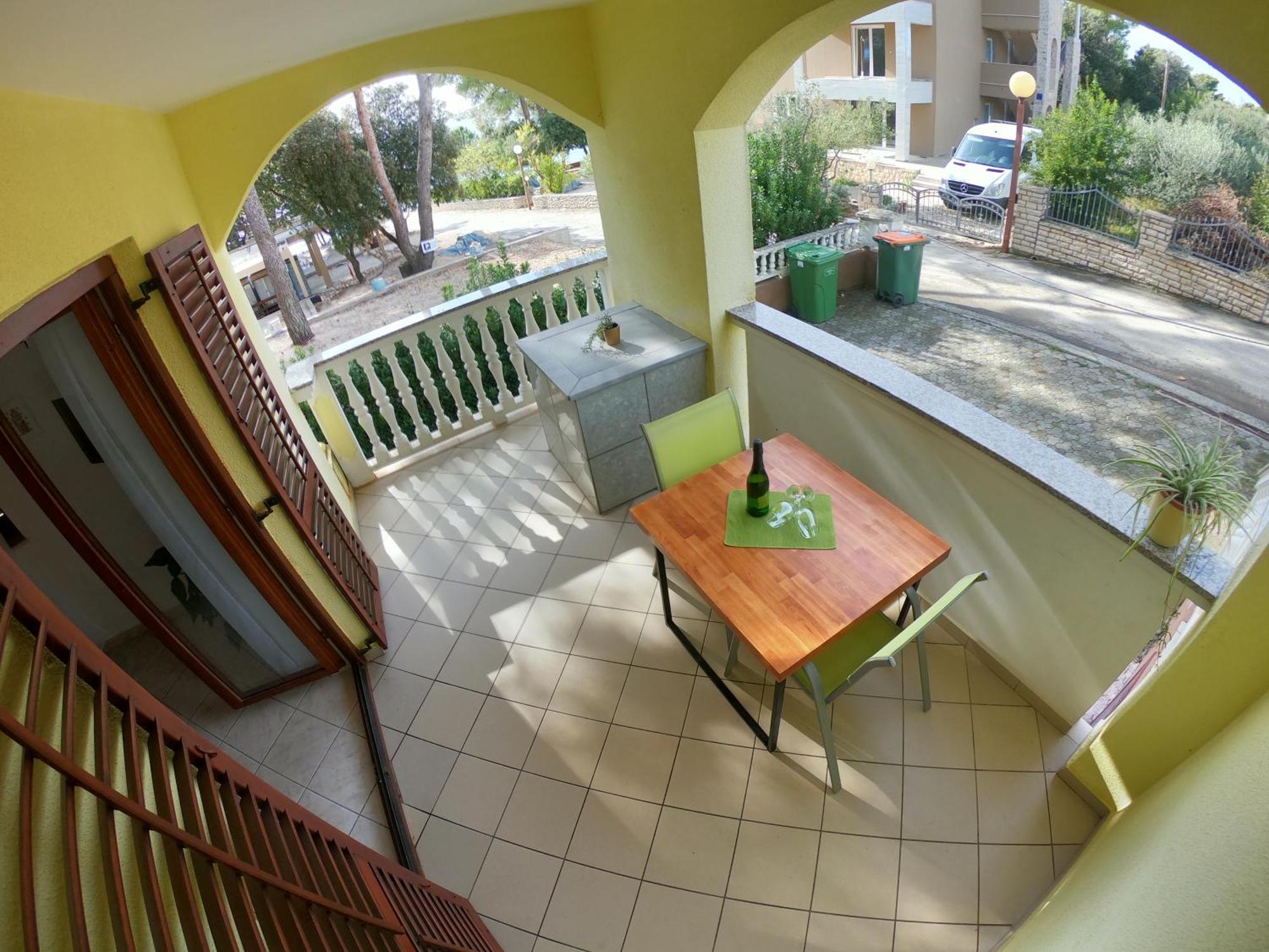 Apartments Stanko Petrcane Exterior photo